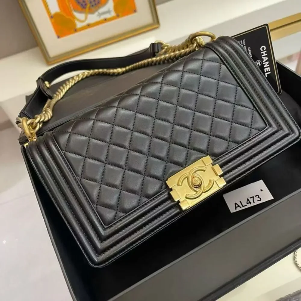 Chanel Women Pre-Loved Bag Very Good Condition